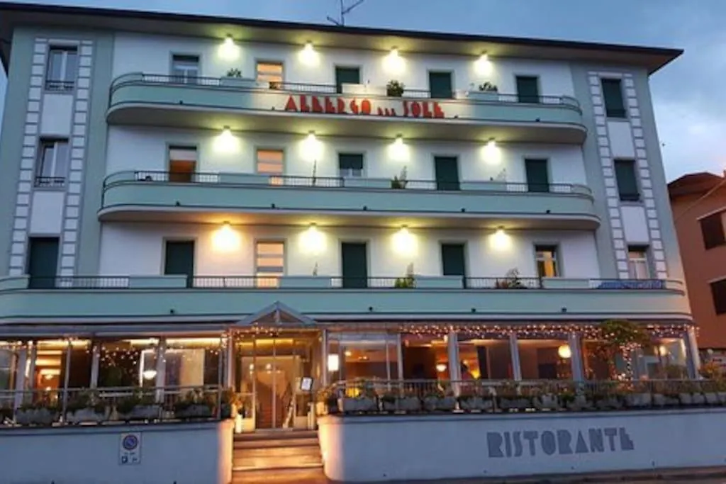 Casa Vacanze Porto Valtravaglia Lago Maggiore Italy